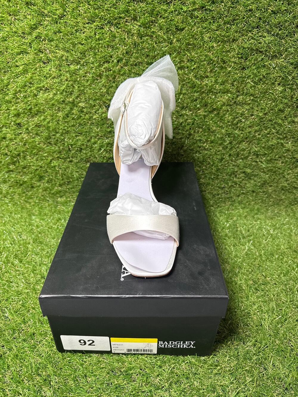 Badgley Mischka Women's Kim Heeled Sandal, Soft White Satin, Back Bow Size 8